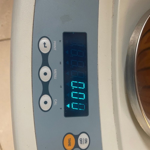 Scale like new