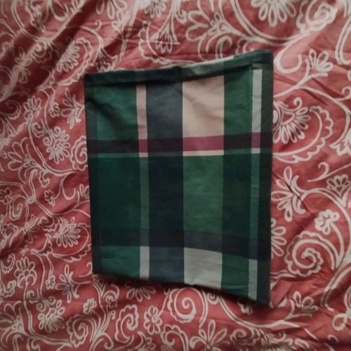 Tablecloth 100% cotton like new, 1.35x1.25 m, green-pink