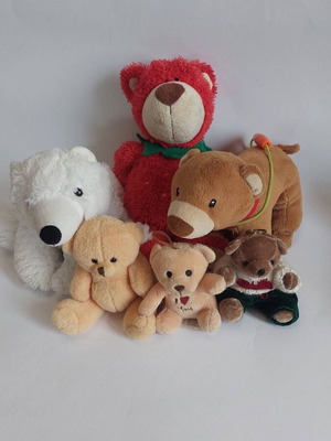 Plush toys like new, set of six
