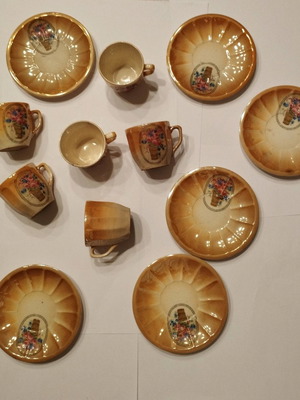 Antique cup set of 6 like new with saucers