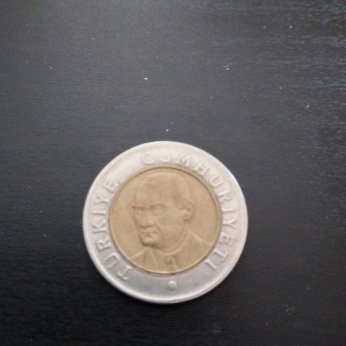Turkish lira used 2005