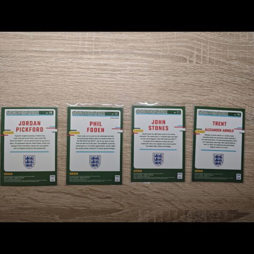 England Donruss Set like new with Phil Foden, John Stones, Jordan Pickford, Trent Alexander Arnold