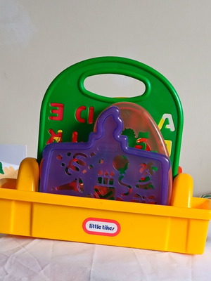 Little Tikes stencil set vintage like new with carrying case