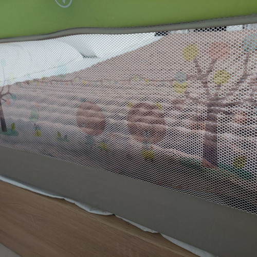 Cangaroo metal bed rail like new for baby safety
