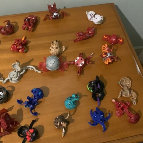 Bakugan big lot 54 Bakugan with gate cards