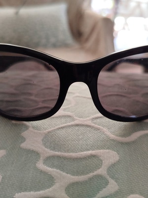 Calvin Klein ck 4043S sunglasses frame like new, black