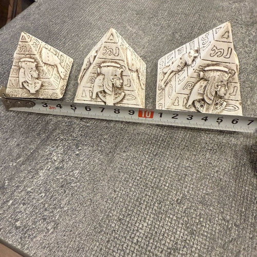Decorative Egyptian pyramid figures set of 3 new
