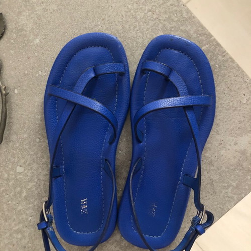 Zara leather sandals size 39 used, blue