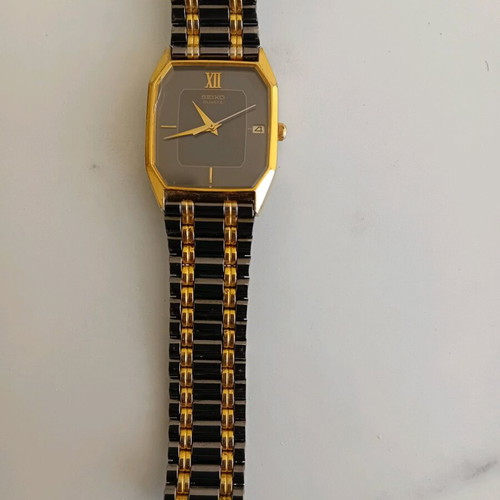 Seiko wristwatch women's like new, brown
