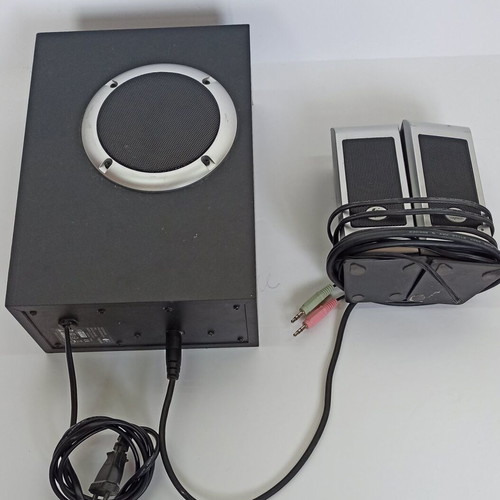 Logitech S200 speakers like new 2.1 black/silver