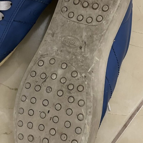 Tod's sneakers size 42 used with minor wear on back
