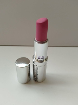 Seventeen lipstick no16 used, matte pink shade