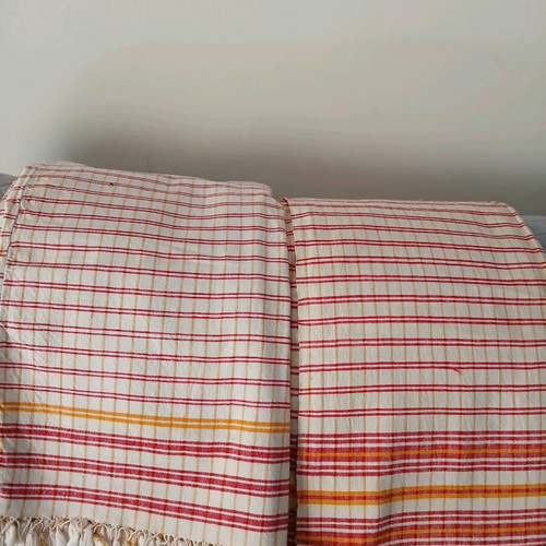 Woven table linens like new, two checkered, size 90×202