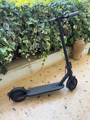 Xiaomi Mi Electric Scooter 5 μεταχειρισμένο, 25 km/h, πτυσσόμενο