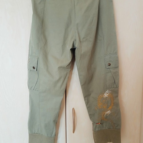 Vintage Y2K Cargo Capri Pants Rebecca Blu used, khaki with embroidery