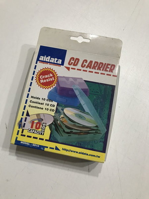 Aidata CD Carrier: Σκληρή θήκη της Aidata για μεταφορά 10 CD ή DVD