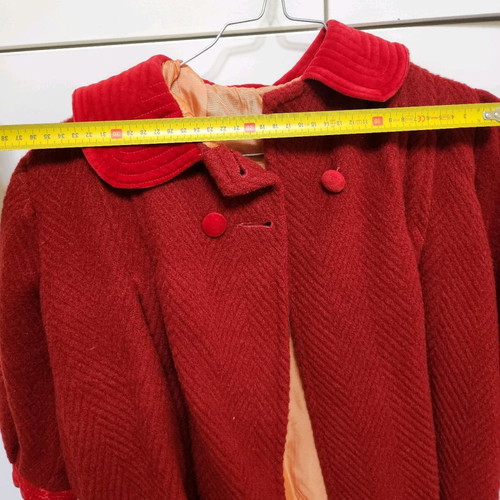 Red woolen children's coat used