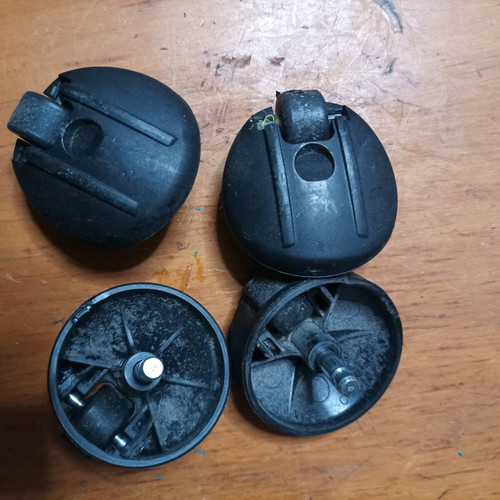Ροδάκια μεταχειρισμένα σετ 4 τεμαχίων από Hoover ηλεκτρική σκούπα