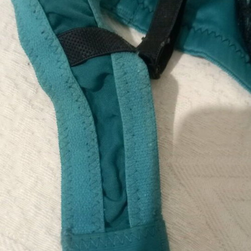 Yamamay satin texture bra emerald 65B like new