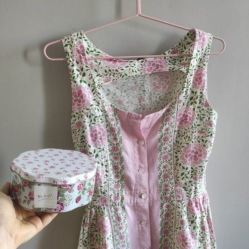 Dress with petticoat, like new, pink cotton and linen