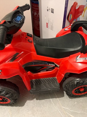 Γουρούνα παιδική μεταχειρισμένη με φορτιστή