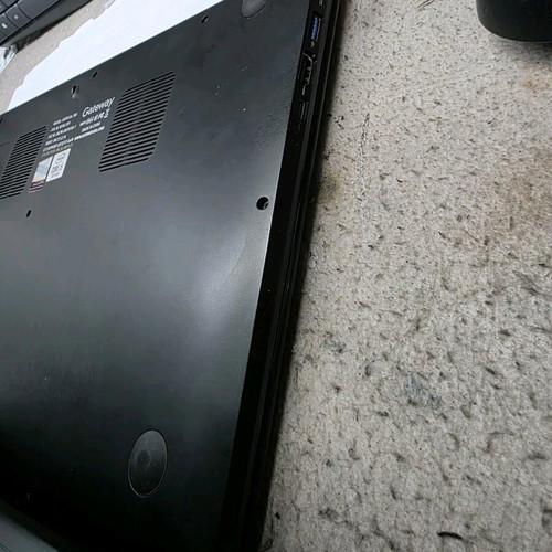 Gateway GWTN156-1BK Core i5-1135G7 Laptop like new, 256GB SSD, 16GB RAM, 15.6"