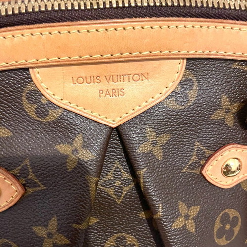 Louis Vuitton Tivoli GM bag like new, large size, adjustable handles