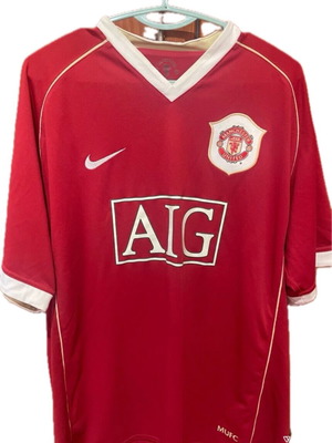 Manchester United 2006-07 jersey like new, size Large