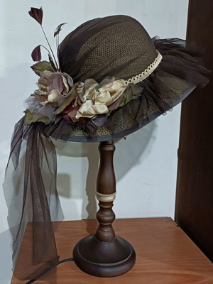 Trimar table lamp new brown hat with flowers