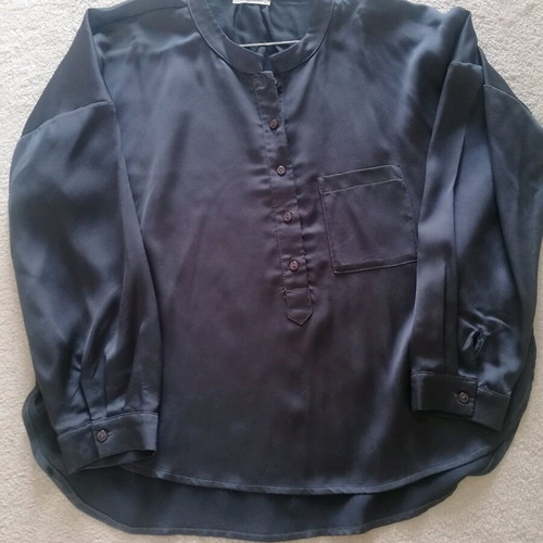 Regalina women's wide silk shirt like new