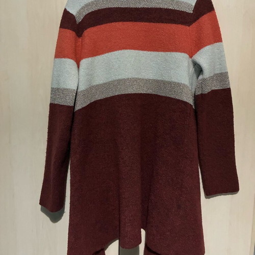 Knitted cardigan with geometric pattern and metallic details, new