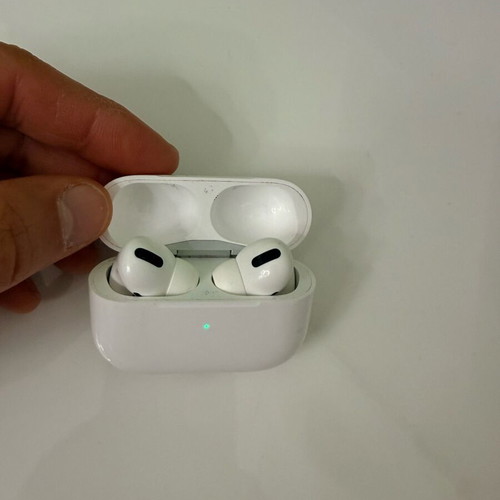 AirPods Pro 1 used with microphone noise issue
