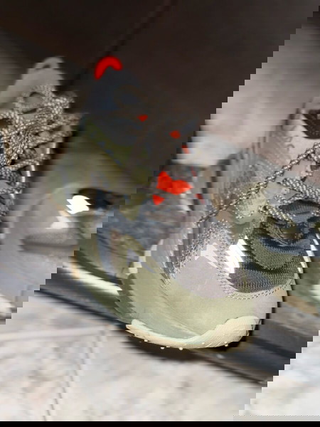 LACOSTE γυναικεία sneaker 37