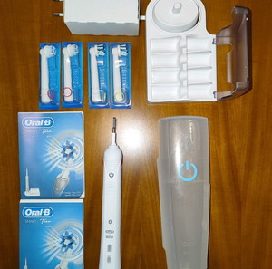 Oral-B Smart 4 BRAUN Ηλεκτρονική Οδοντόβουρτσα