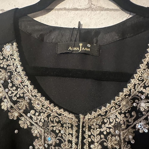 Embroidered Caftan Dress new, black and gold, medium-large