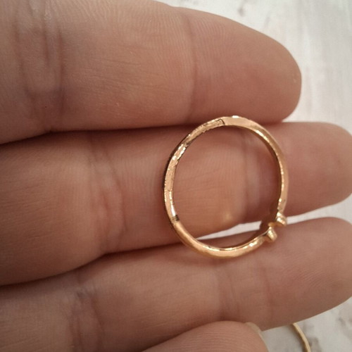 Minimal gold rings set of 6 used with designs