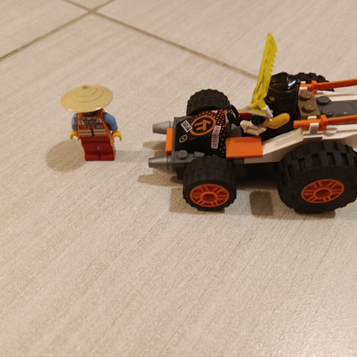 Lego Ninjago 71706 Cole's Speeder car used with 2 mini figures