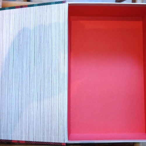 Aluminum Christmas box book type new, festive motif