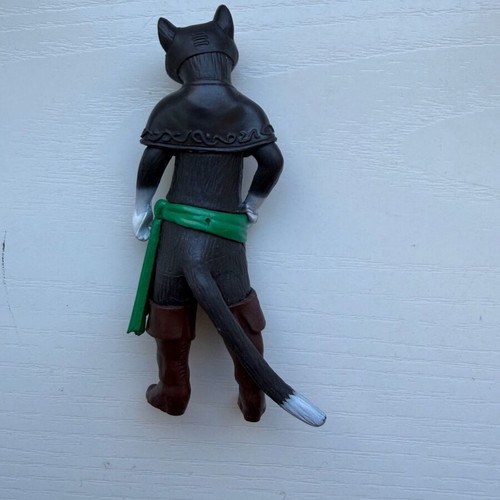 Puss in Boots Kitty Softpaws figure used