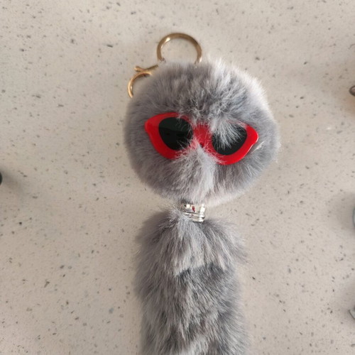 Keychain with fur like new, gray