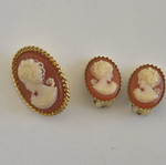 Vintage Cameo Pin and Clip Earrings Set like new