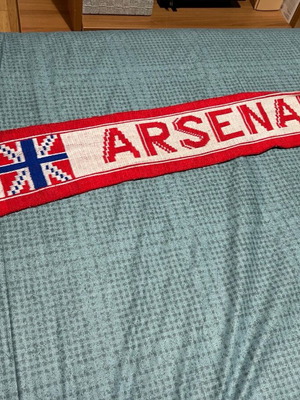 Arsenal scarf like new, old school
