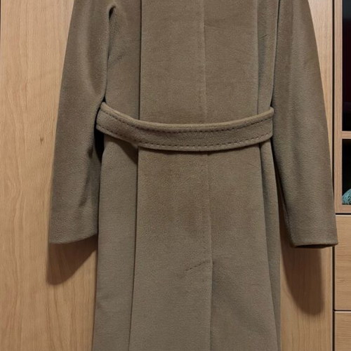 Max Mara Studio Celio coat new, size 40, camel color