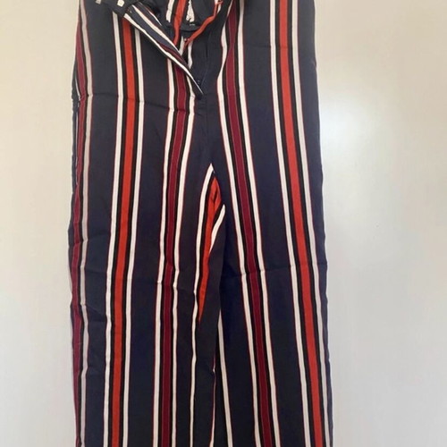 H&M fabric pants used, size XS, slightly tightened waist