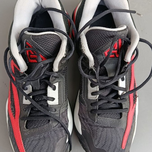 Nike Giannis Immortality 3 DZ7533-004 athletic shoes size 44 black red