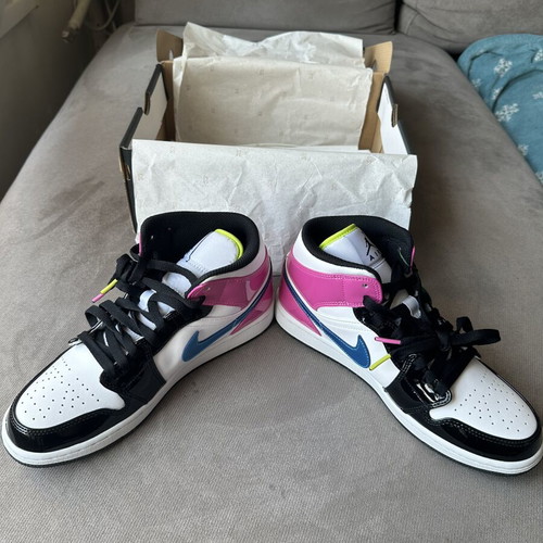 Nike Air Jordan 1 Mid SE Cyber Active Fuchsia new, EU 40.5