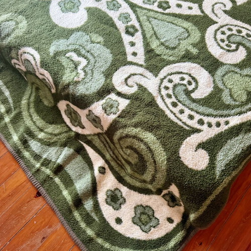 Vintage blanket, 1.08m x 1.70m