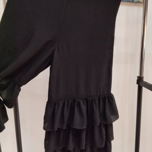 Zara women's black pants with ruffles size 38 M like new