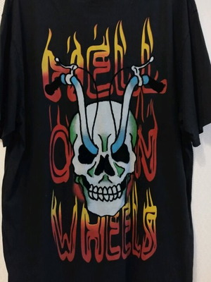 Ed Hardy men's t-shirt like new, size XXL