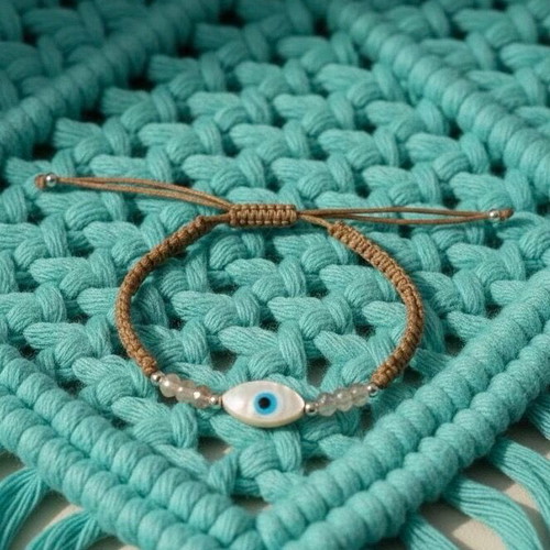 Macrame bracelet new, beige with eye charm